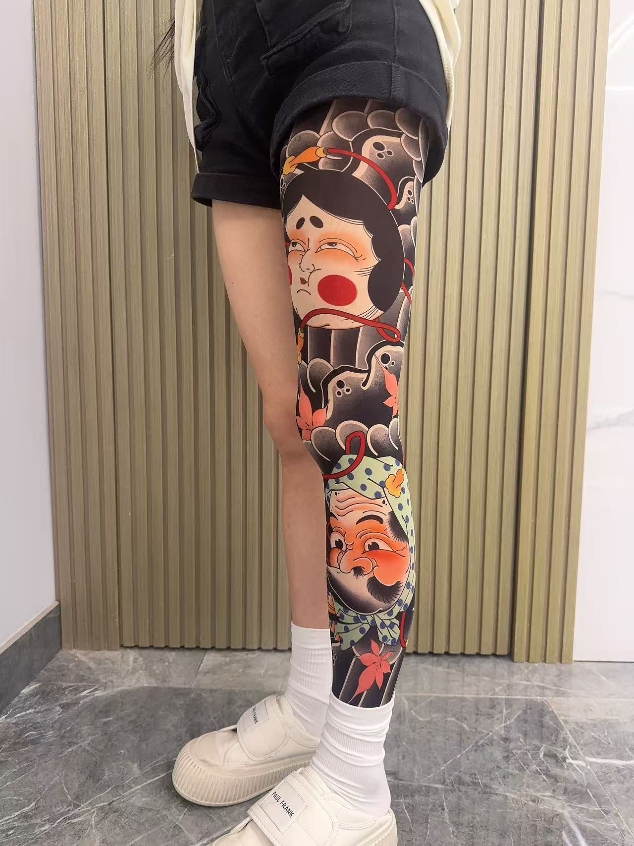 Kairo Tattoo-Style Embroidered Socks