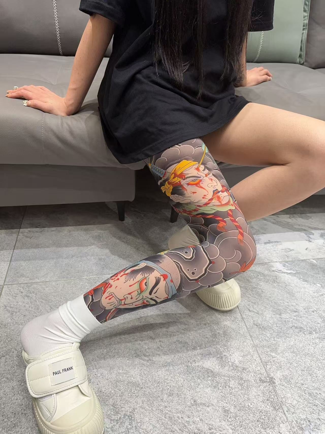 Kairo Tattoo-Style Embroidered Socks