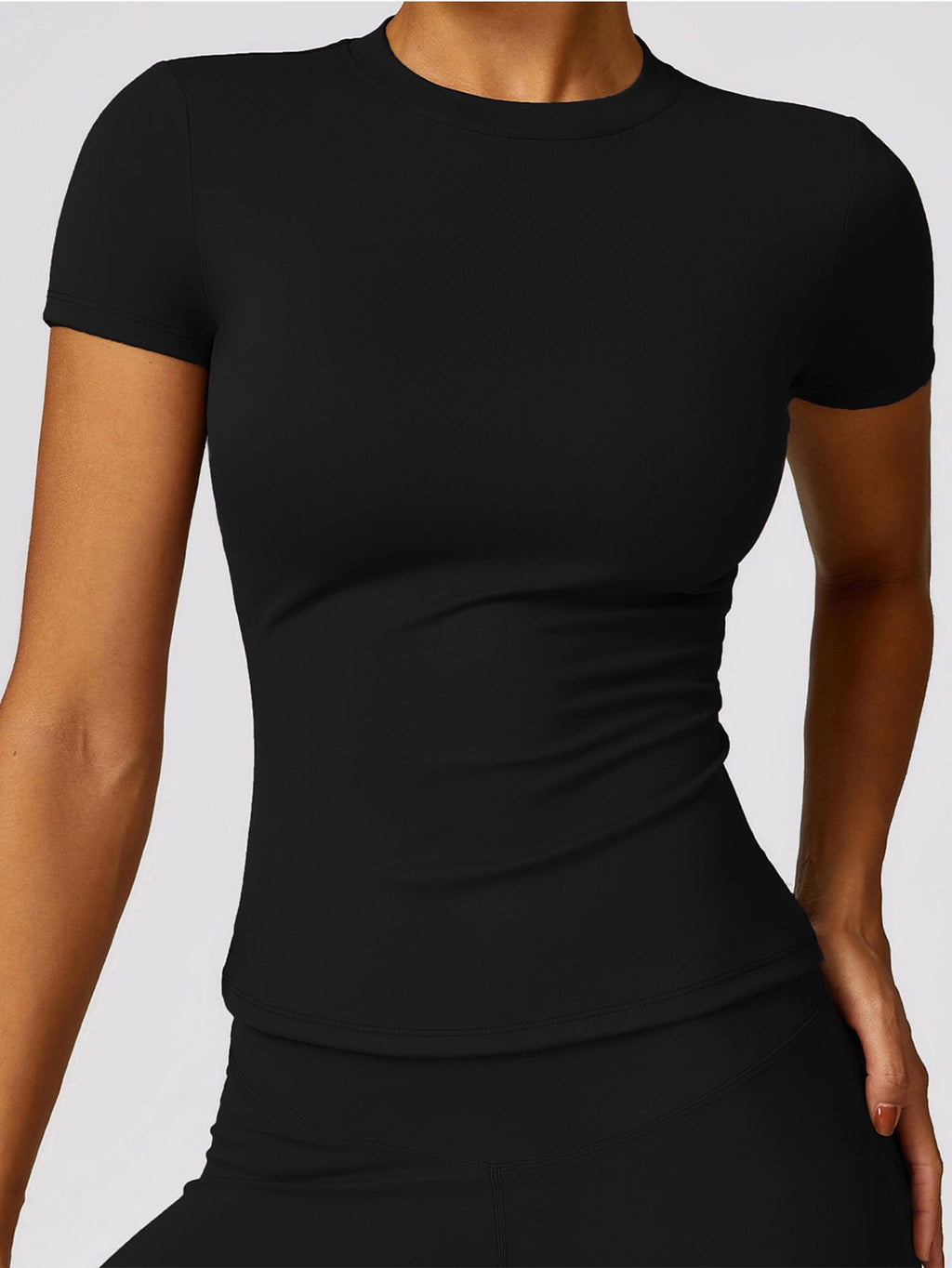 Veyra Performance Tee